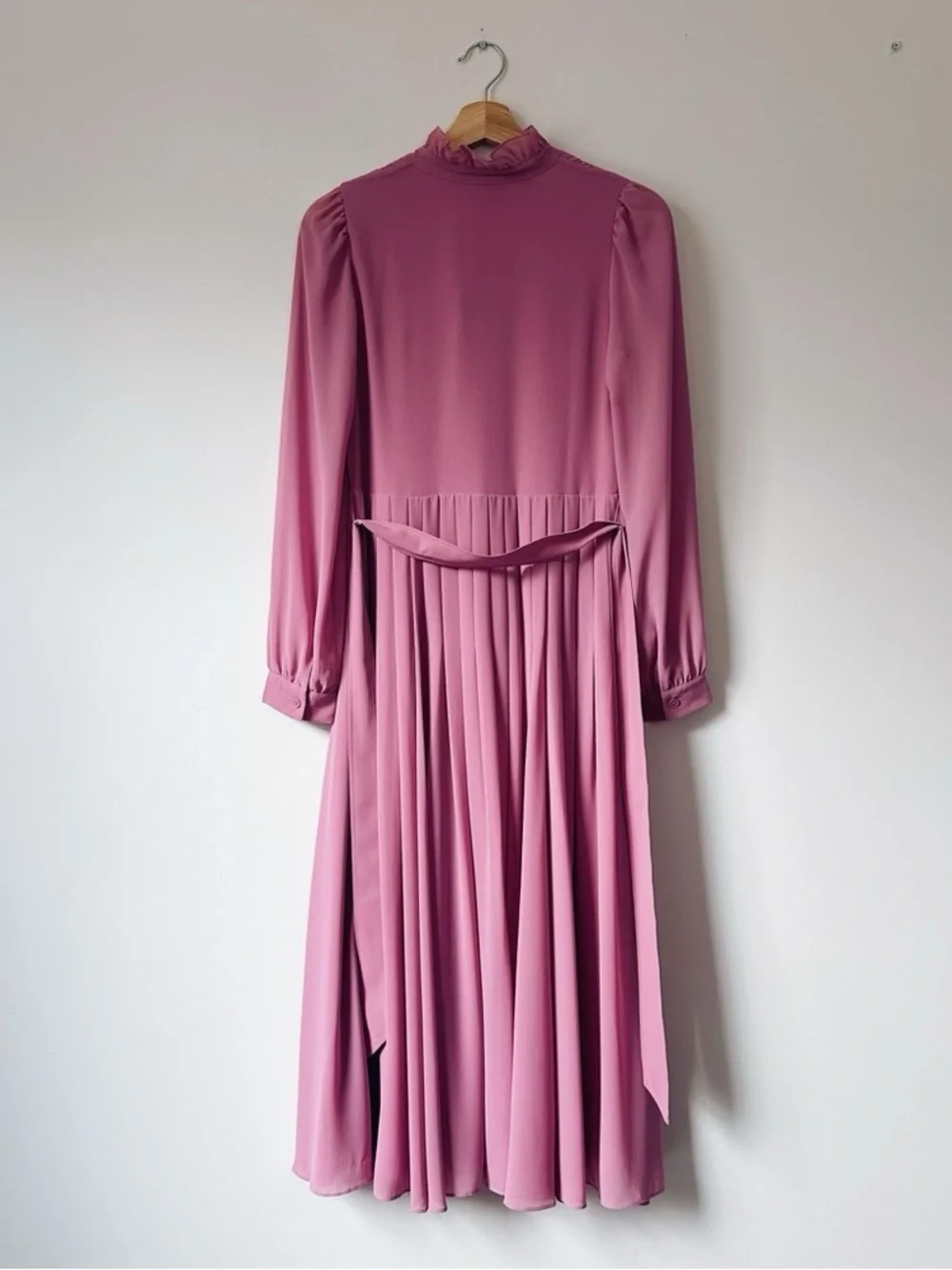Aritzia Wilfred Salon Chiffon Button-up Maxi Shirt Dress Frozen Berry - Picture 9 of 10